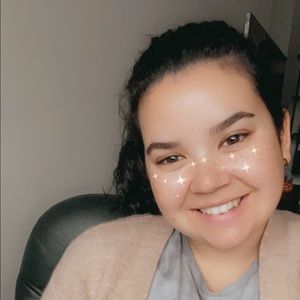 Meet your Posher, Stacey